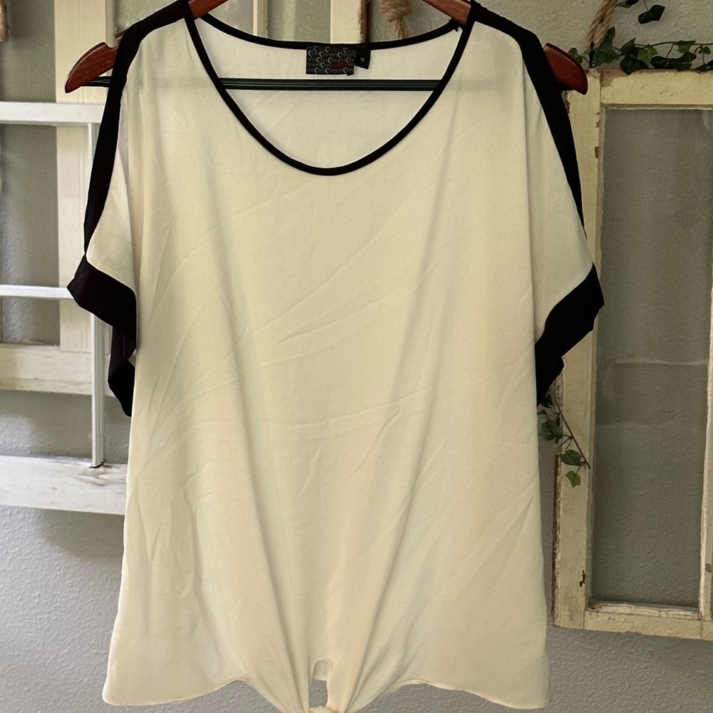 MM cold shoulder blouse
